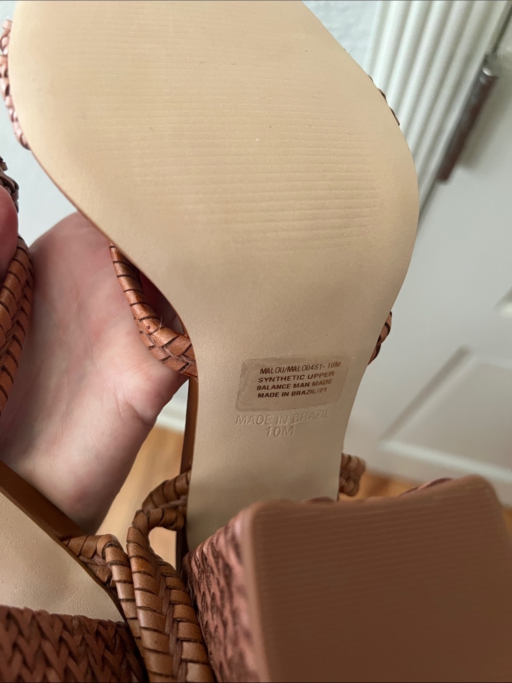 NEW STEVE MADDEN women's malou woven heel sandal in cognac 10M - Picture 15 of 16